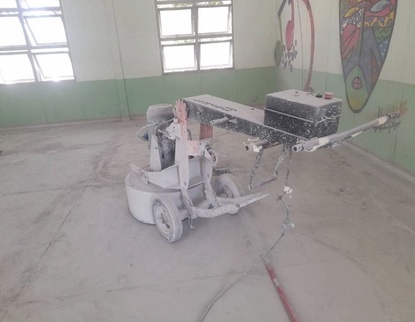 Máquina de pisos em Granilite 